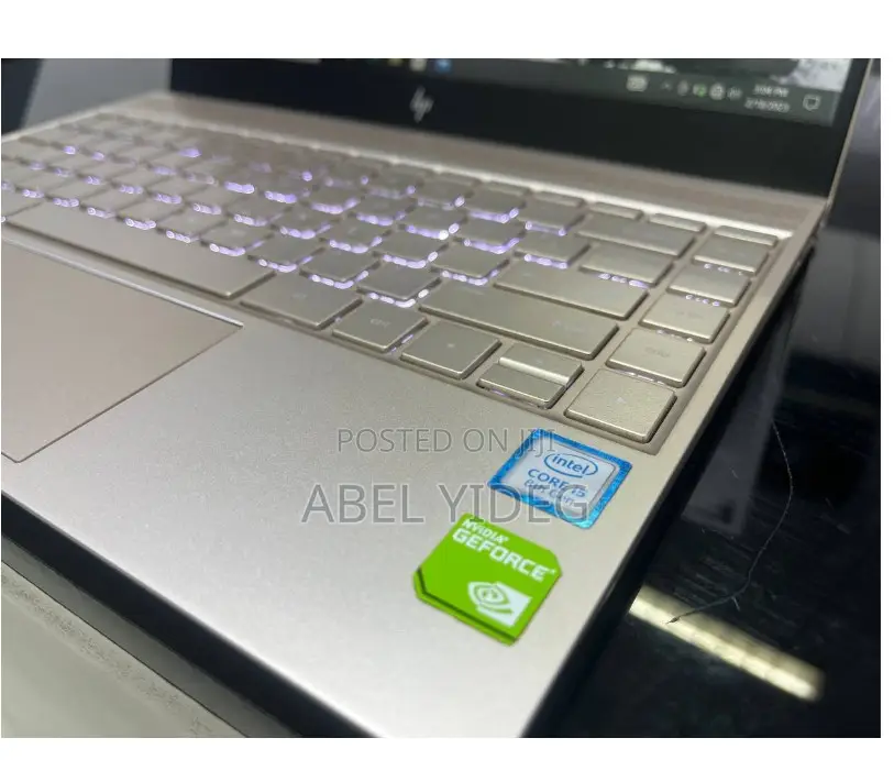 New Laptop HP Envy 14 8GB Intel Core I5 SSD 256GB