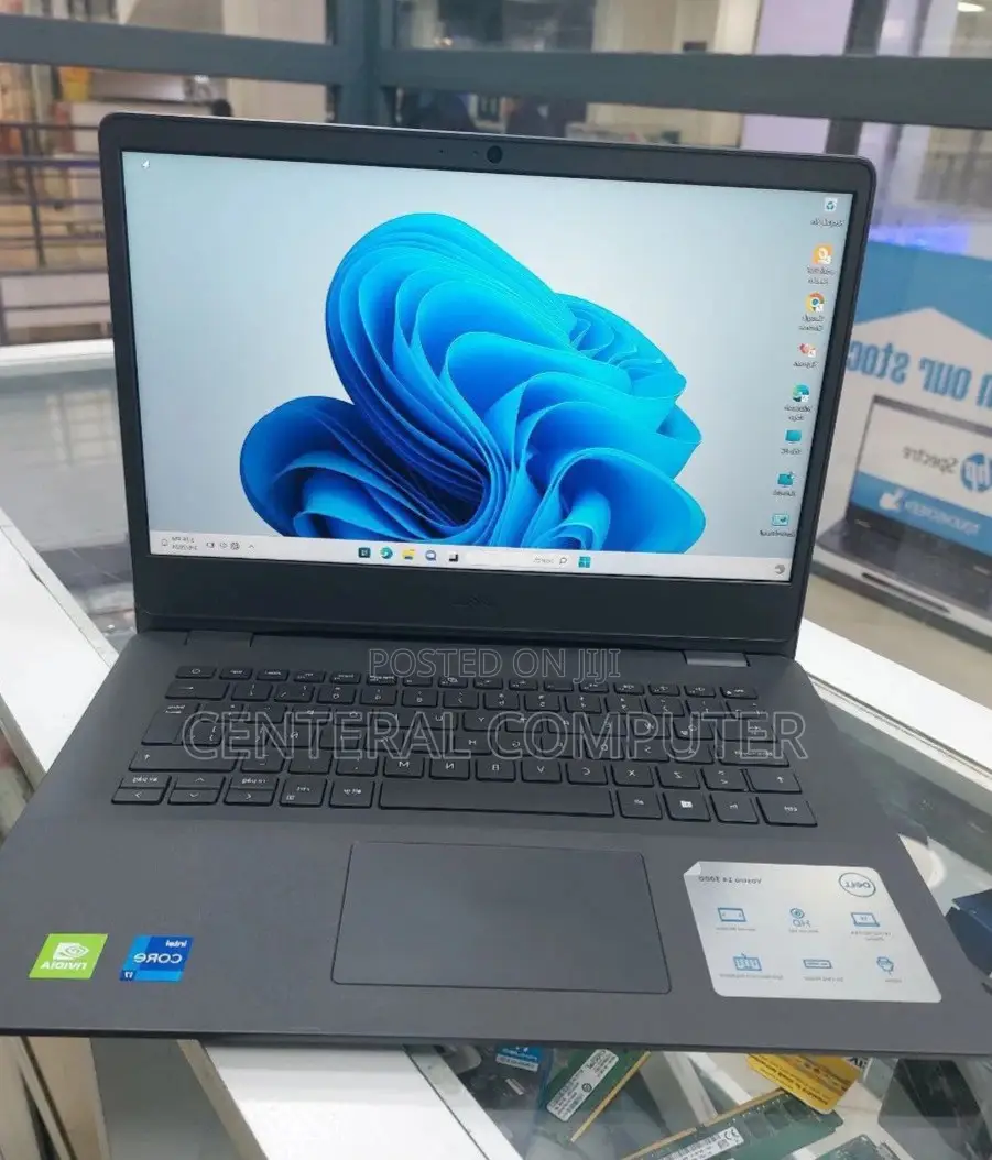 New Laptop Dell Vostro DVCI316 16GB Intel Core I7 SSD 512GB