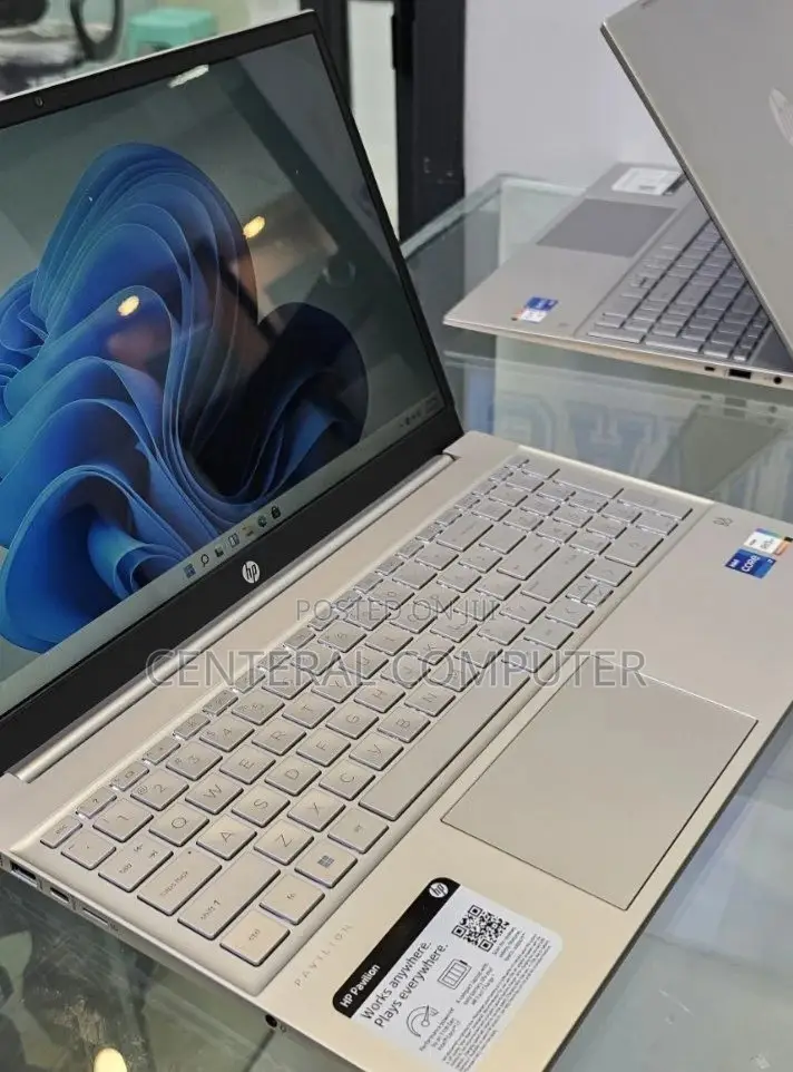 New Laptop HP Pavilion 14-Ce3064st 16GB Intel Core I7 SSD 512GB
