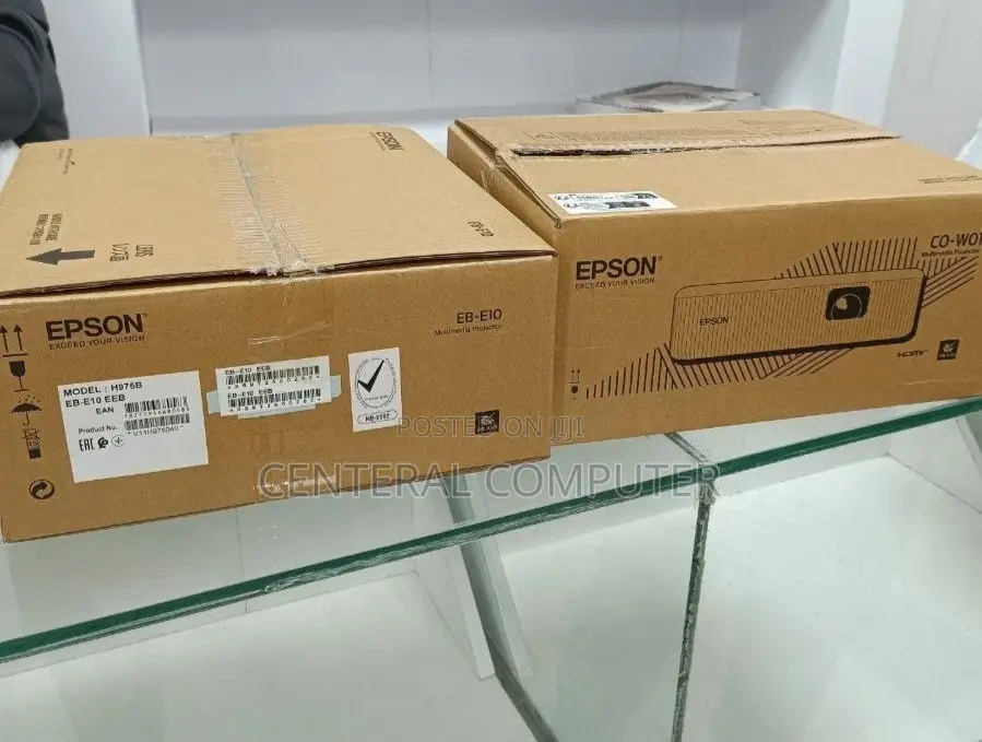 Brand New Epson Projector Coew