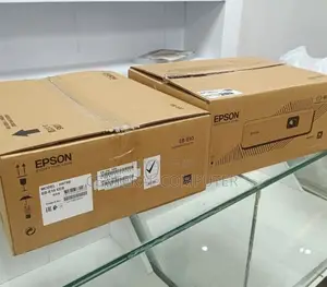 Brand New Epson Projector Coew