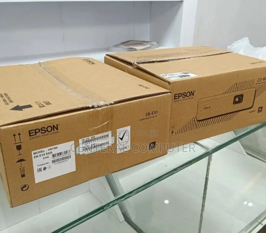 Brand New Epson Projector Coew