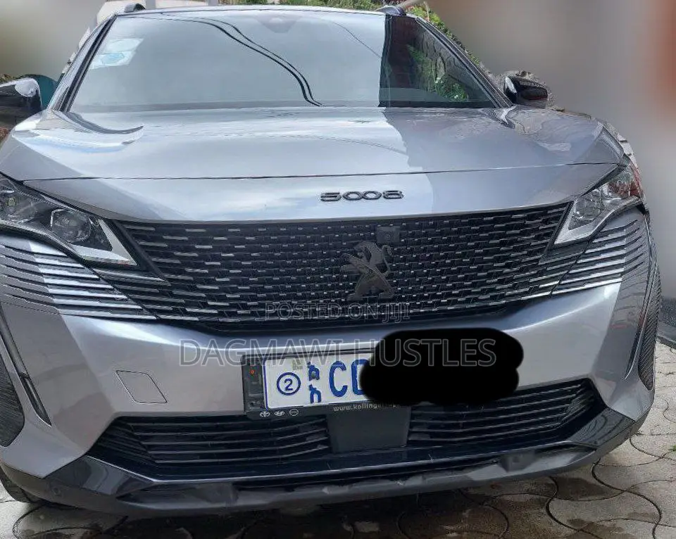 Peugeot 5008 2022 Gray
