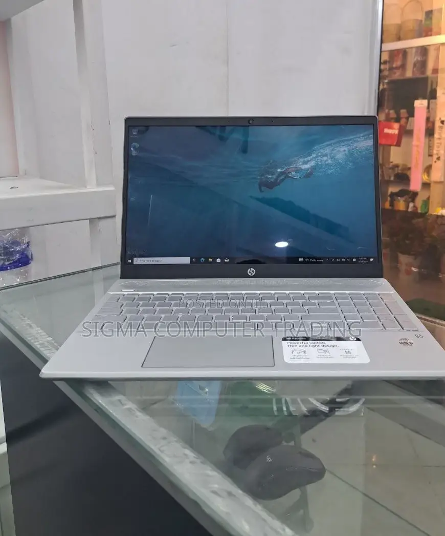 New Laptop HP Pavilion 15 12GB Intel Core I5 SSD 512GB