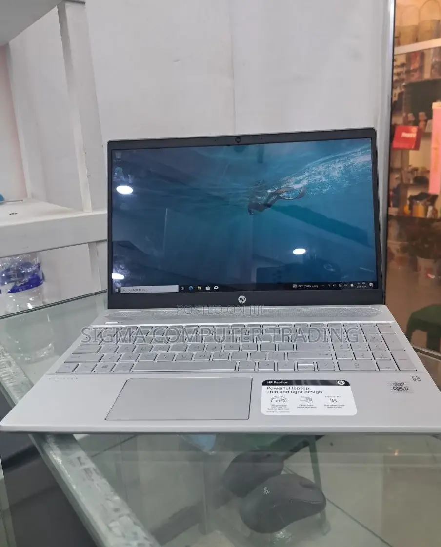 New Laptop HP Pavilion 15 12GB Intel Core I5 SSD 512GB