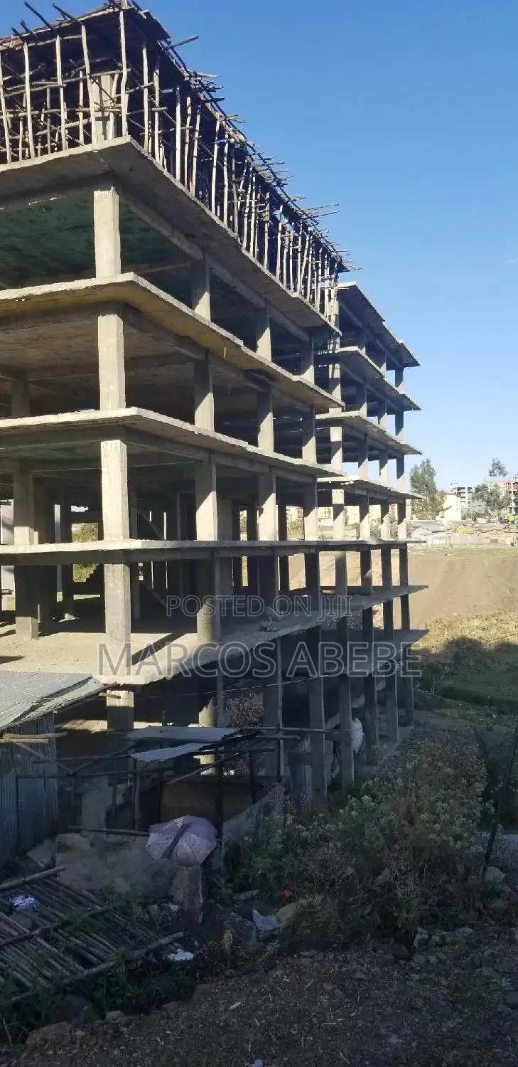 3 Bedroom Apartment House for Sale