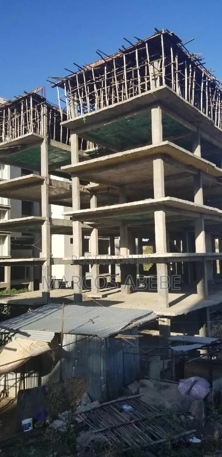 3 Bedroom Apartment House for Sale