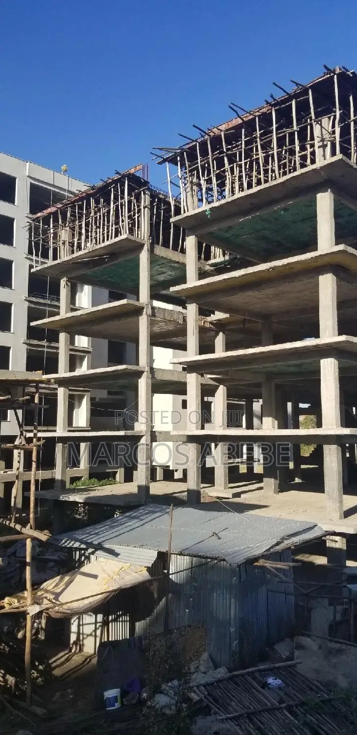 3 Bedroom Apartment House for Sale