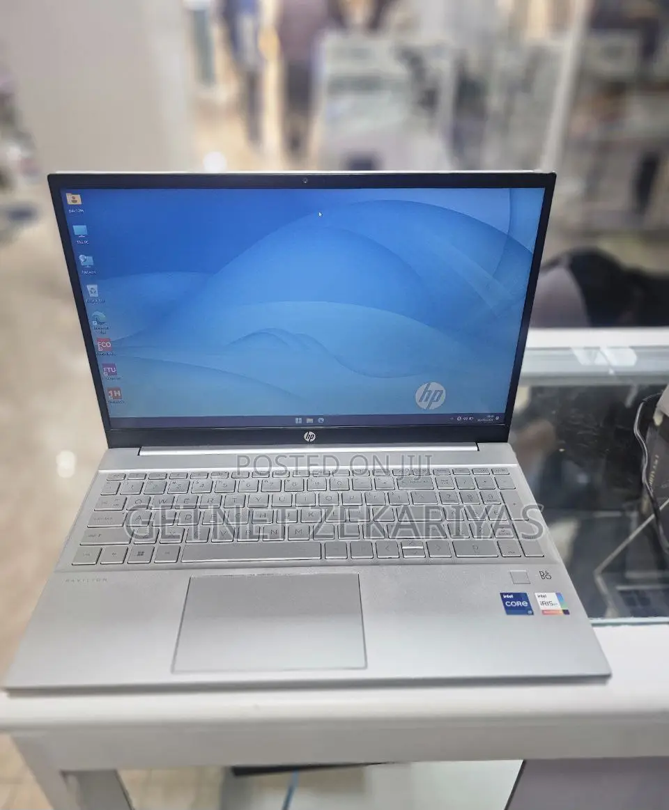 New Laptop HP Pavilion 15 16GB Intel Core I7 SSD 512GB