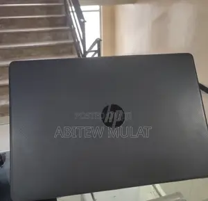 New Laptop HP Stream Notebook 8GB Intel Core I7 SSHD (Hybrid) 1T