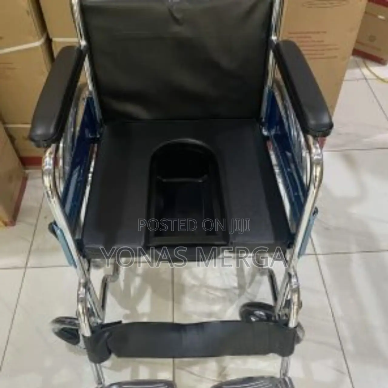 Easy Folding Wheelchair With Toilet Commode