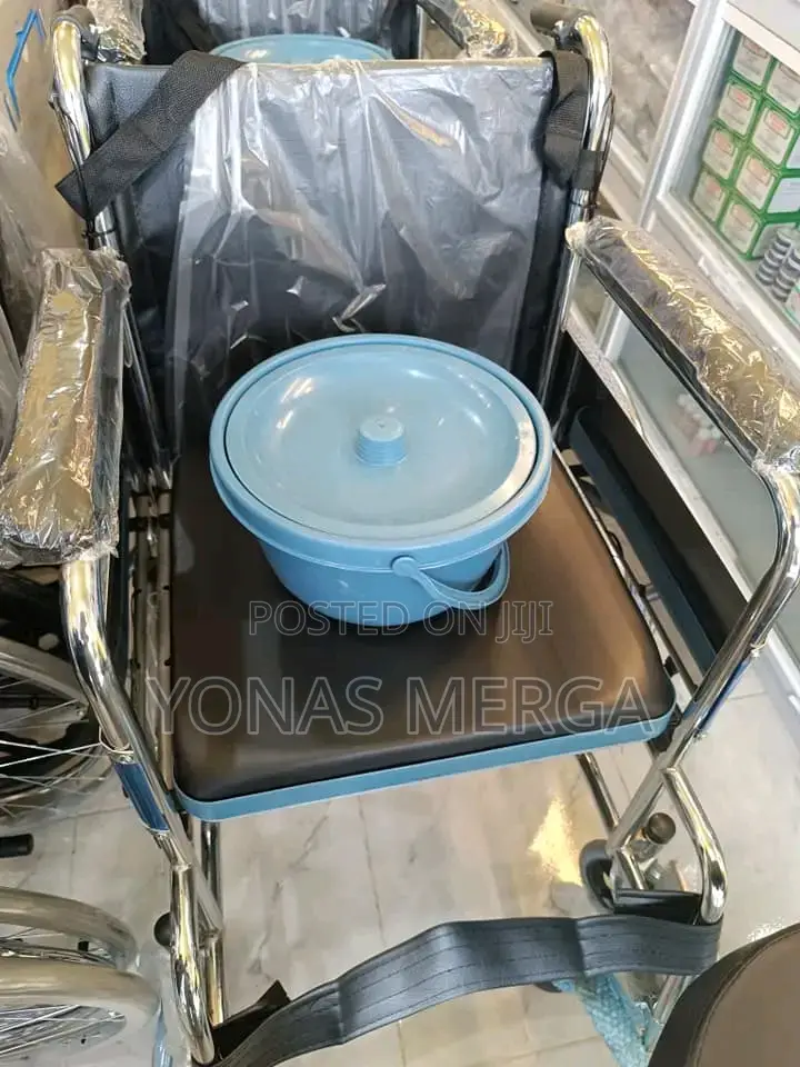 Wheel_chair Karma Basic Wheelchair Fighter C Hard Seat