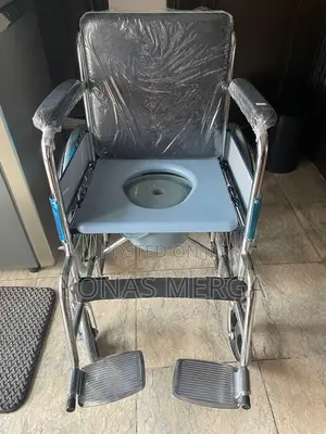 Photo - Wheelchair for Toilet With Wheels Pedal, Multifunctional