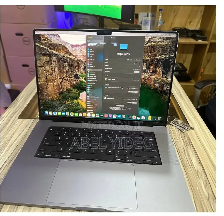 New Laptop Apple MacBook Pro M1 32GB Apple M1 Pro SSD 512GB