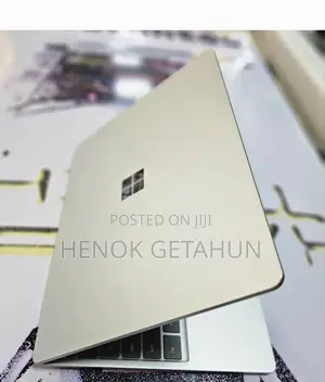 New Laptop Microsoft Surface Pro 7 8GB Intel Core I5 SSD 128GB