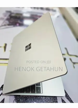 New Laptop Microsoft Surface Pro 7 8GB Intel Core I5 SSD 128GB