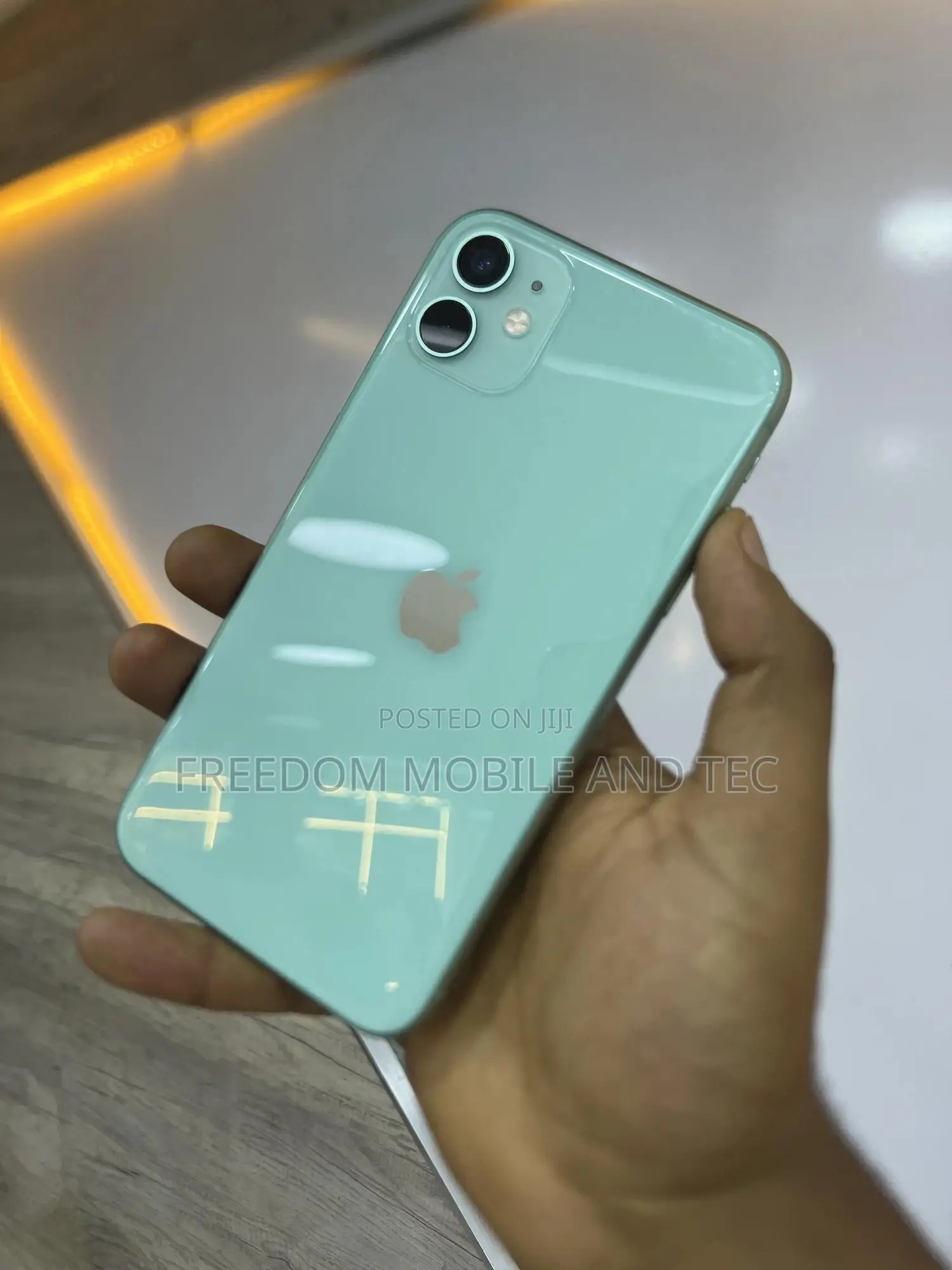 Apple iPhone 11 128 GB Green