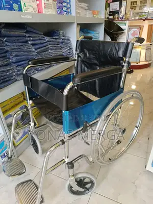 Steel Wheelchair With Self Drive Wheel Hand Brake(AR-Tm-Sw)