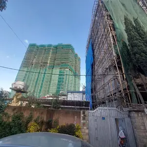 Photo - በመሀል ቦሌ በግንባታ ላይ ያለ ህንፃ ፡፡