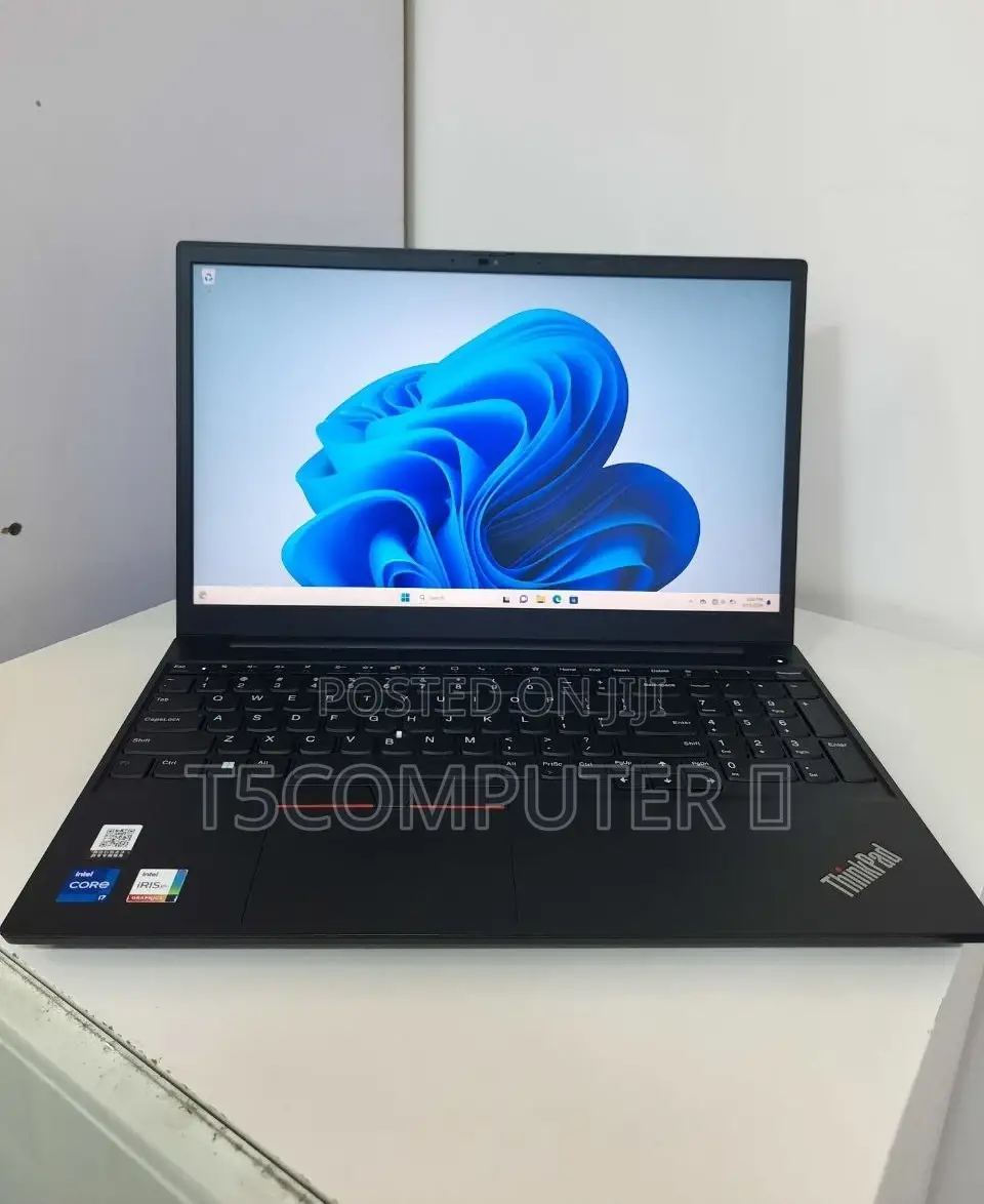 New Laptop Lenovo Thinkpad E15 16GB Intel Core I7 SSD 512GB