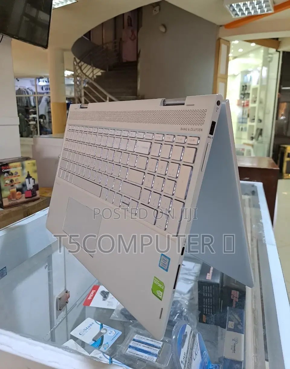 New Laptop HP Envy X360 8GB Intel Core I5 SSD 512GB