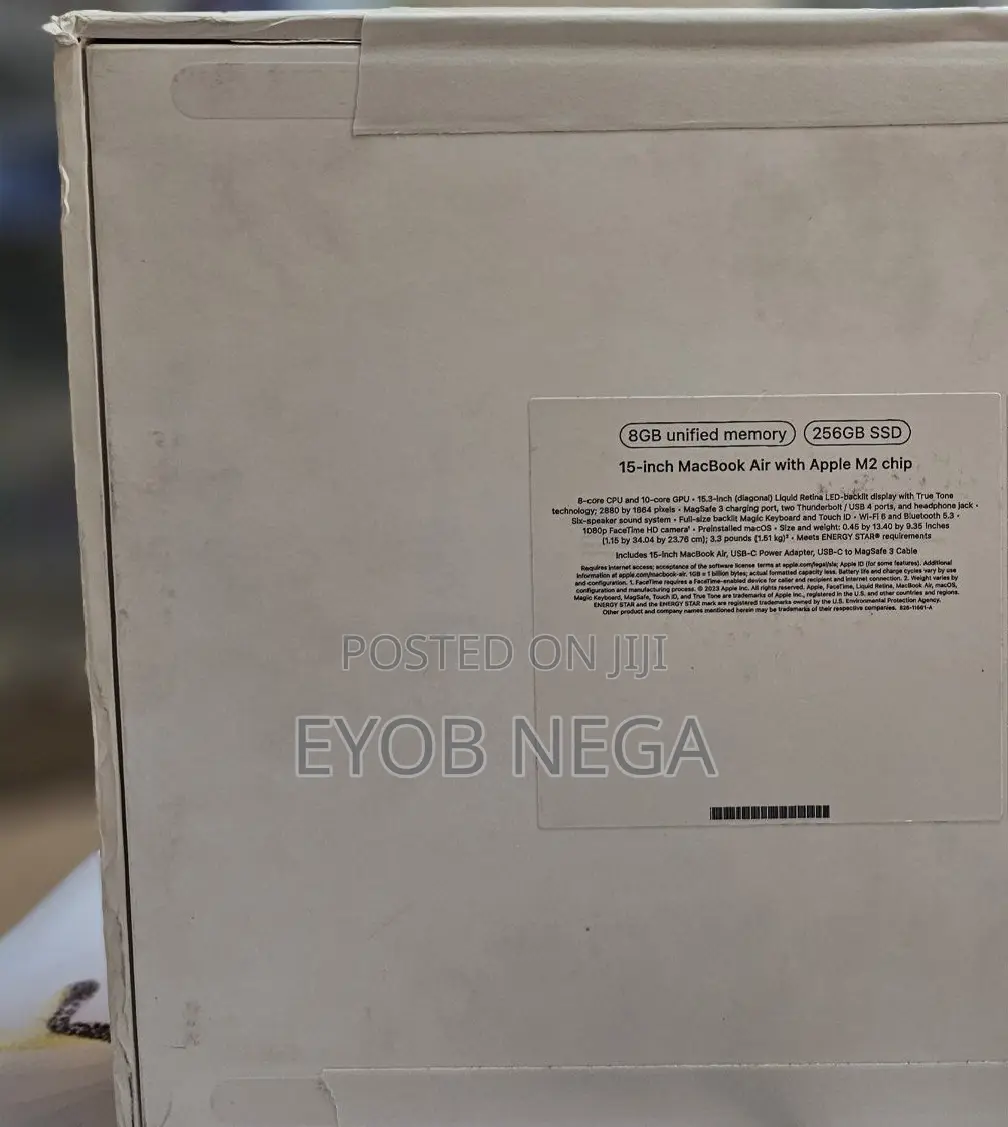 New Laptop Apple MacBook Air 2022 M2 8GB Apple M2 SSD 256GB