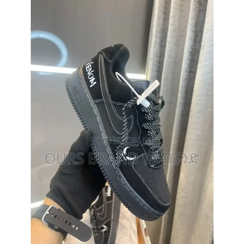 Nike Air Force Low Cut Venom Shoes