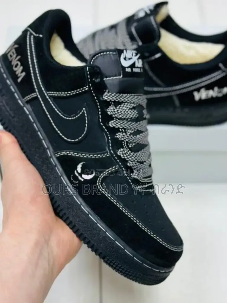 Nike Air Force Low Cut Venom Shoes