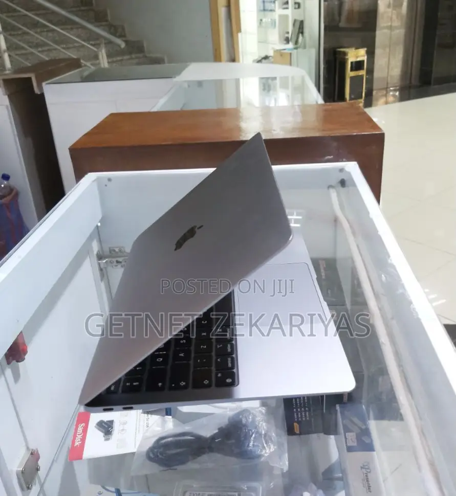 New Laptop Dell XPS 15 32GB Intel Core I7 SSD 1T