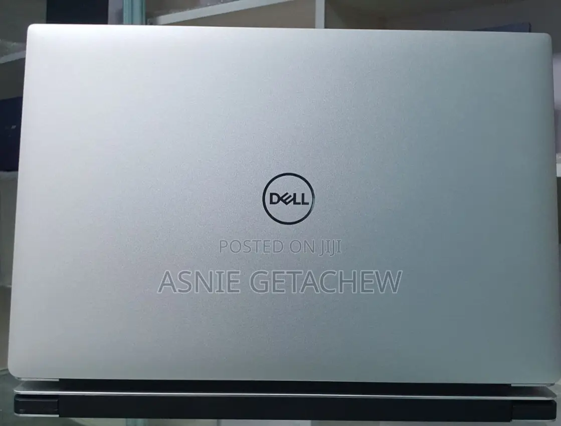 New Laptop Dell XPS 15 32GB Intel Core I7 SSD 512GB