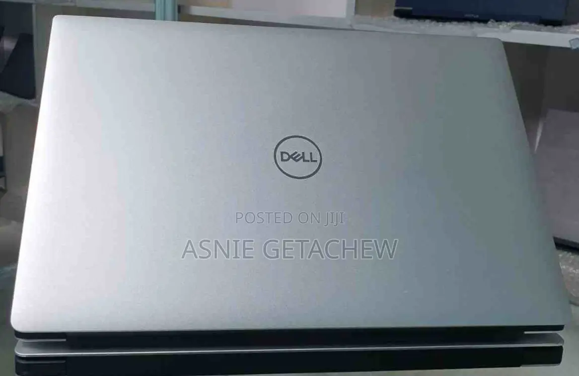New Laptop Dell XPS 15 32GB Intel Core I7 SSD 512GB