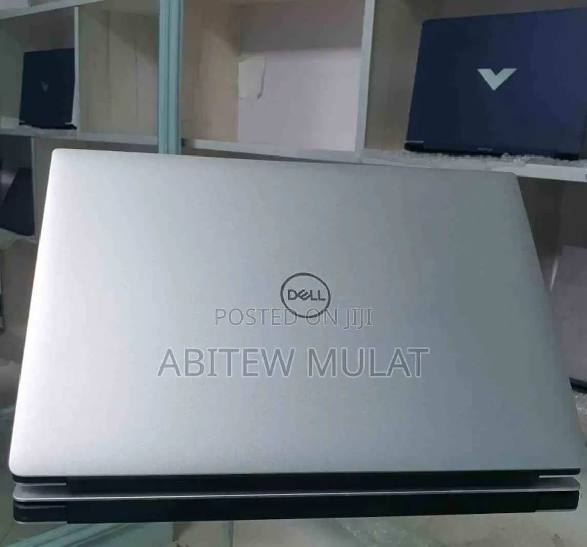 New Laptop Dell XPS 15 32GB Intel Core I7 SSD 1T