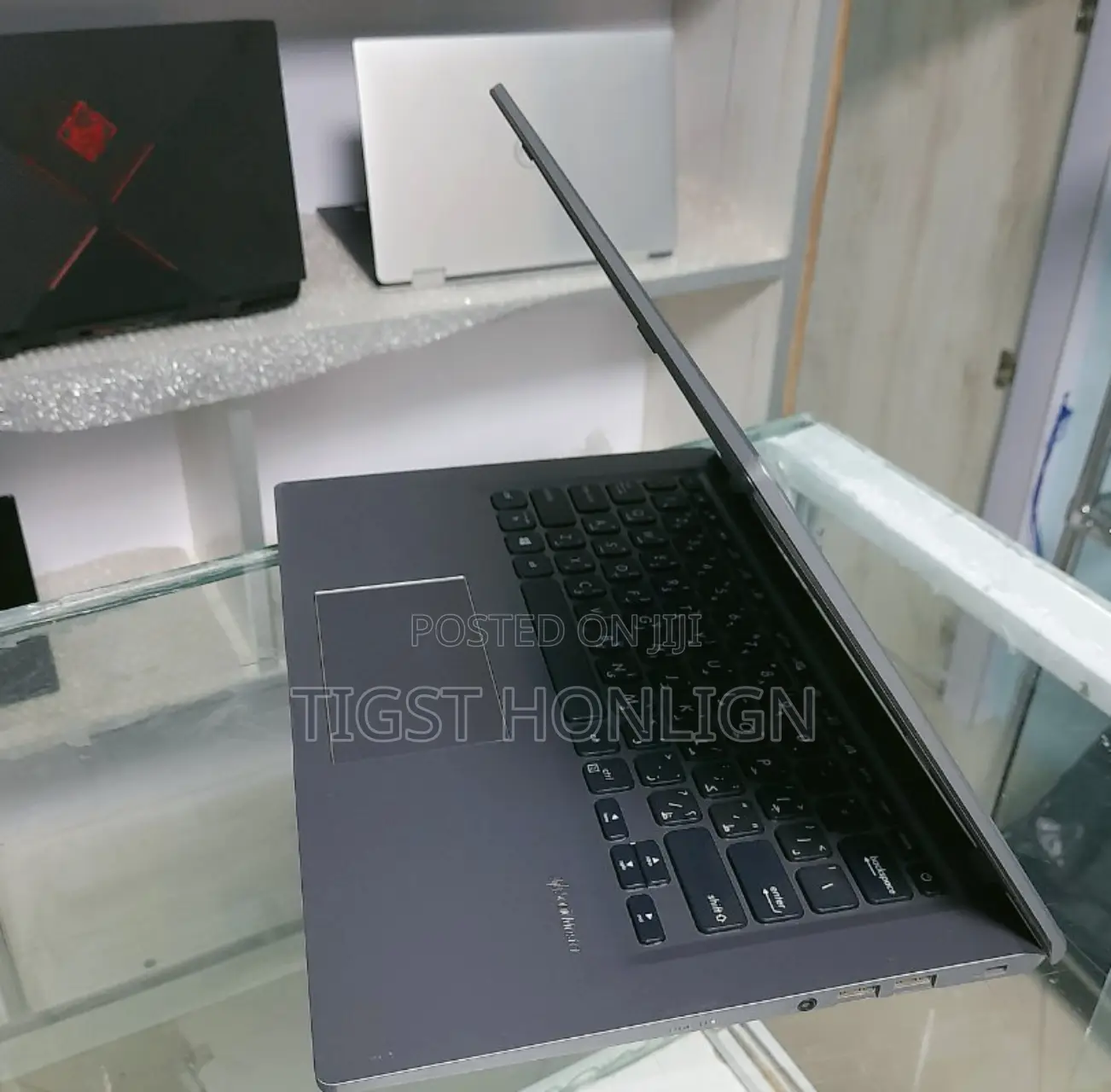 New Laptop Asus VivoBook 15 X505BA 8GB Intel Core I5 SSD 512GB