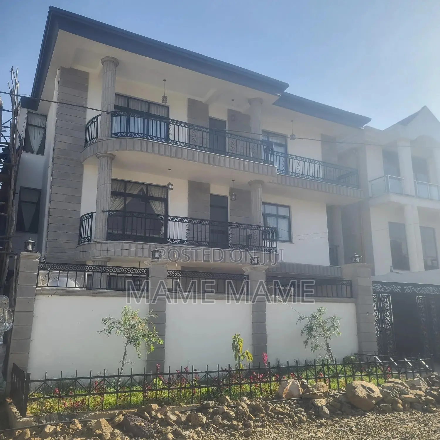 6bdrm House in Addis Abeba, Bole for sale