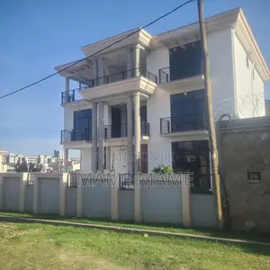 8bdrm House in Addis Abeba, Bole for sale