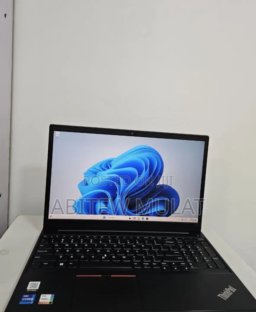 New Laptop Lenovo Thinkpad E15 16GB Intel Core I7 SSD 512GB