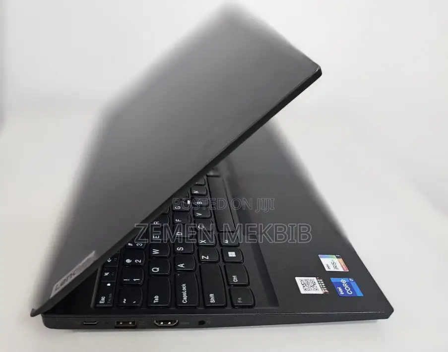 New Laptop Lenovo ThinkBook 15 16GB Intel Core I7 SSD 512GB
