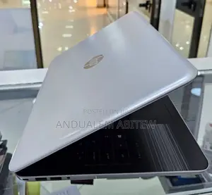 New Laptop HP Pavilion 15 8GB Intel Core I5 SSD 512GB