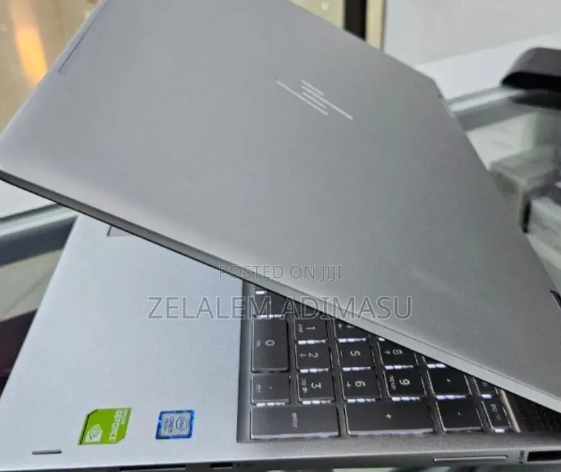 New Laptop HP Envy X360 8GB Intel Core I5 SSD 512GB