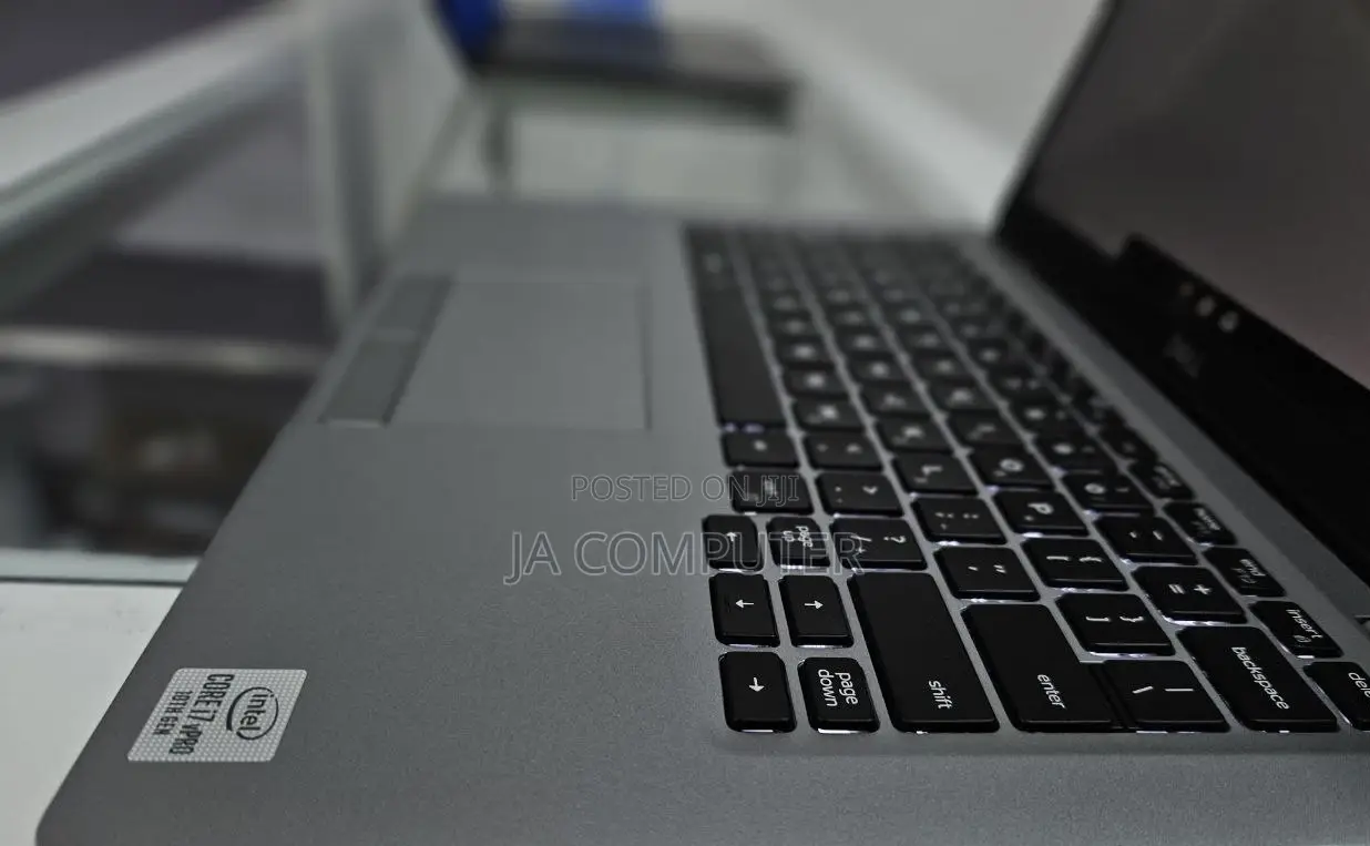 New Laptop Dell Latitude 5310 8GB Intel Core I5 SSD 512GB