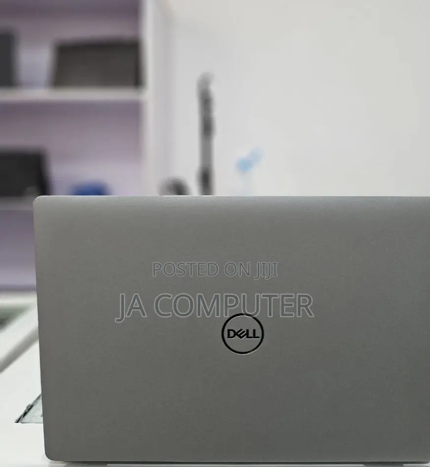 New Laptop Dell Latitude 5310 8GB Intel Core I5 SSD 512GB