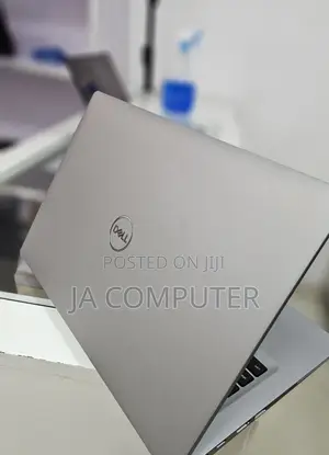 New Laptop Dell Latitude 5310 8GB Intel Core I5 SSD 512GB