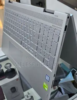 New Laptop HP Envy X360 8GB Intel Core I5 SSD 512GB