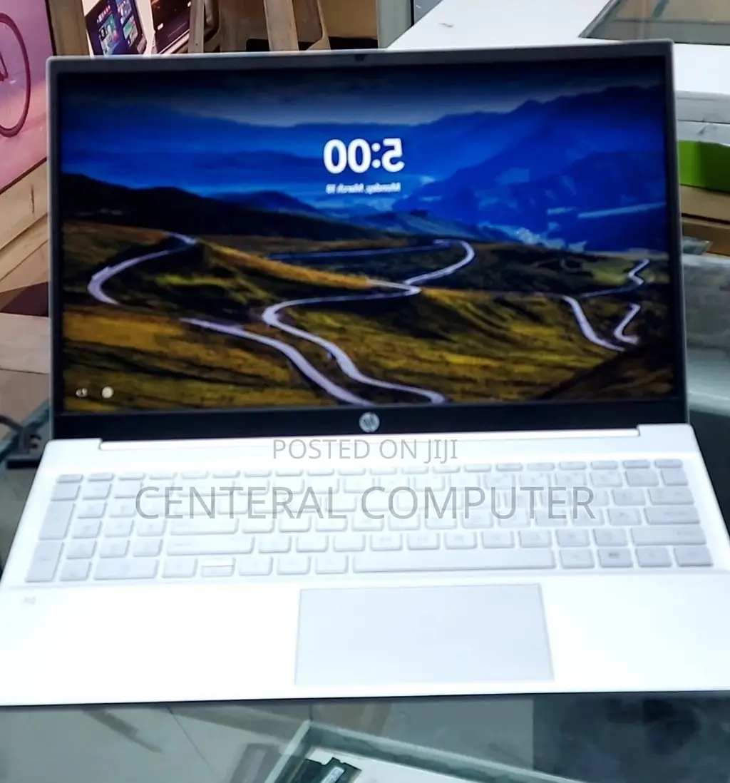 New Laptop HP Pavilion 14 16GB Intel Core I7 SSD 1T