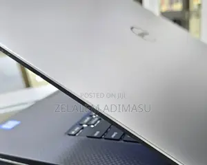 Photo - New Laptop Dell XPS 15 16GB Intel Core I5 SSD 512GB