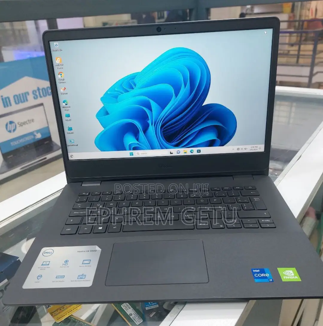 New Laptop Dell Vostro DVCI315 16GB Intel Core I7 SSD 1T