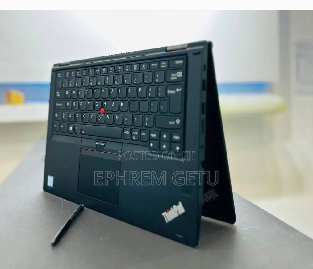 New Laptop Lenovo ThinkPad Yoga 370 8GB Intel Core I5 SSD 512GB