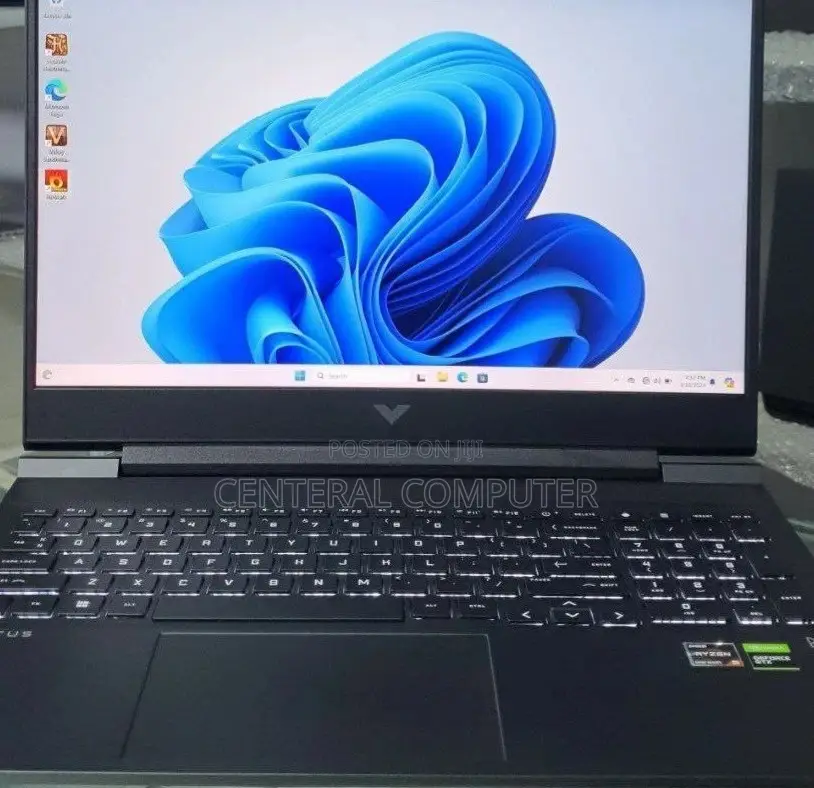 New Laptop HP Victus 15 8GB AMD Ryzen 5 SSD 512GB