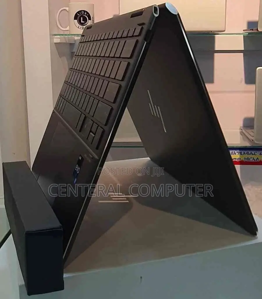 New Laptop HP Spectre 13 32GB Intel Core I7 SSD 1T