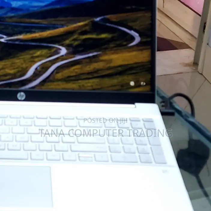 New Laptop HP Pavilion 15 16GB Intel Core I7 SSD 1T